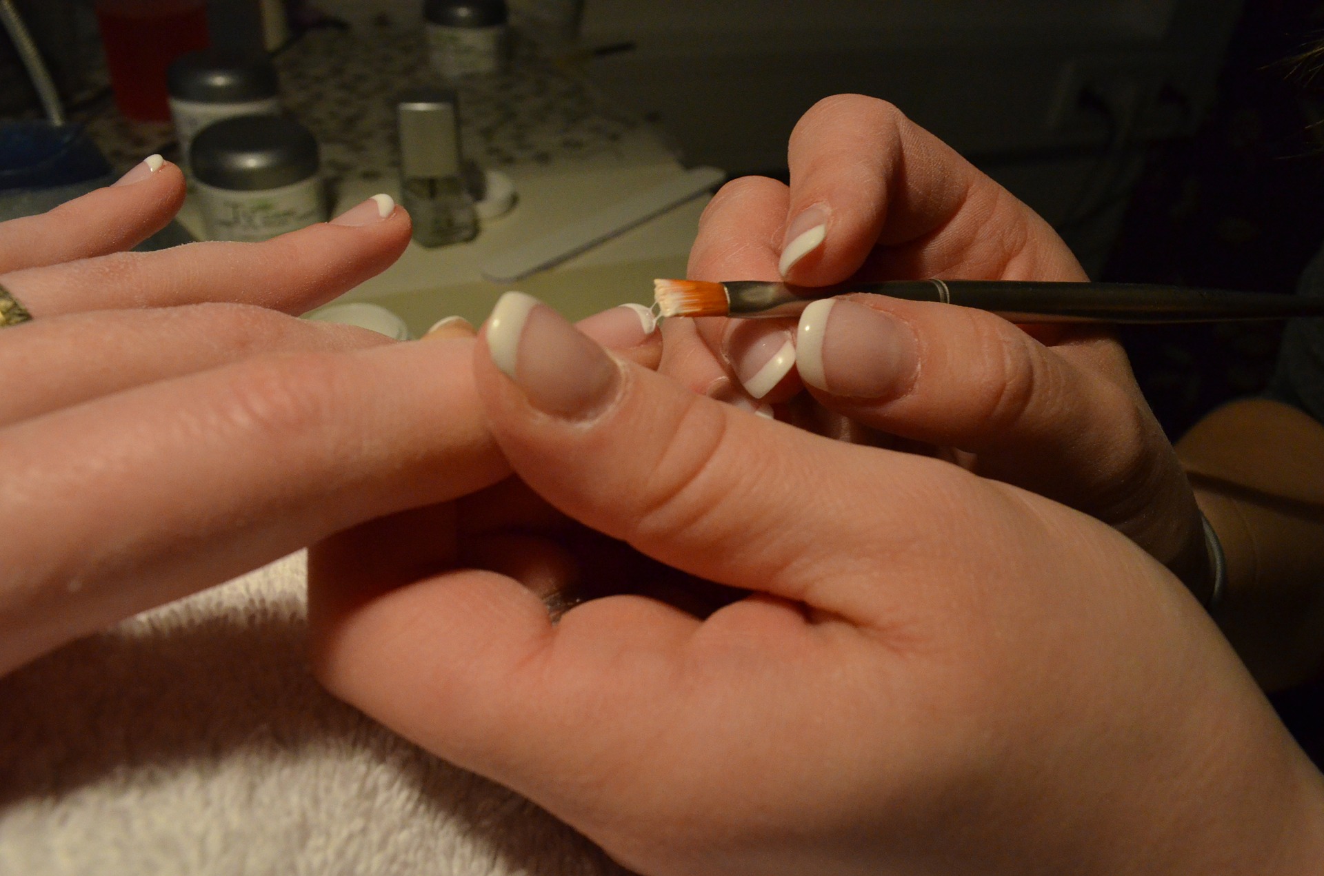 cliomakeup-come-rinforzare-unghie-5