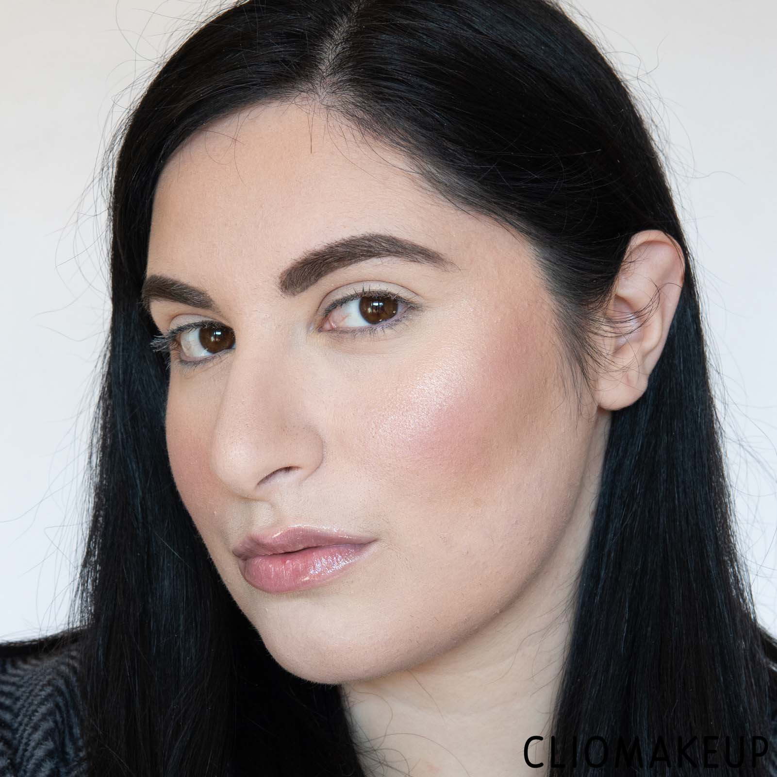 cliomakeup-recensione-cipria-anastasia-beverly-hills-loose-setting-powder-14