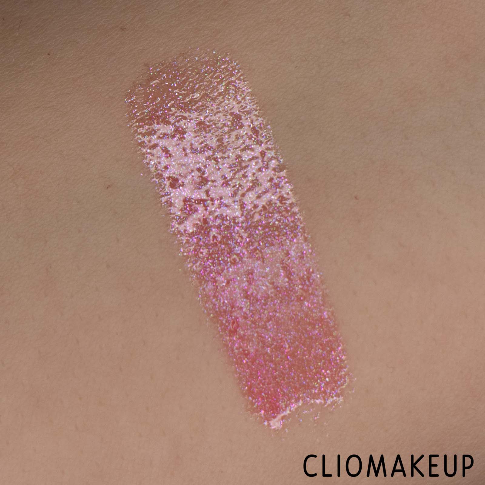 cliomakeup-recensione-gloss-too-faced-sugar-plum-fun-lip-injection-lip-gloss-7