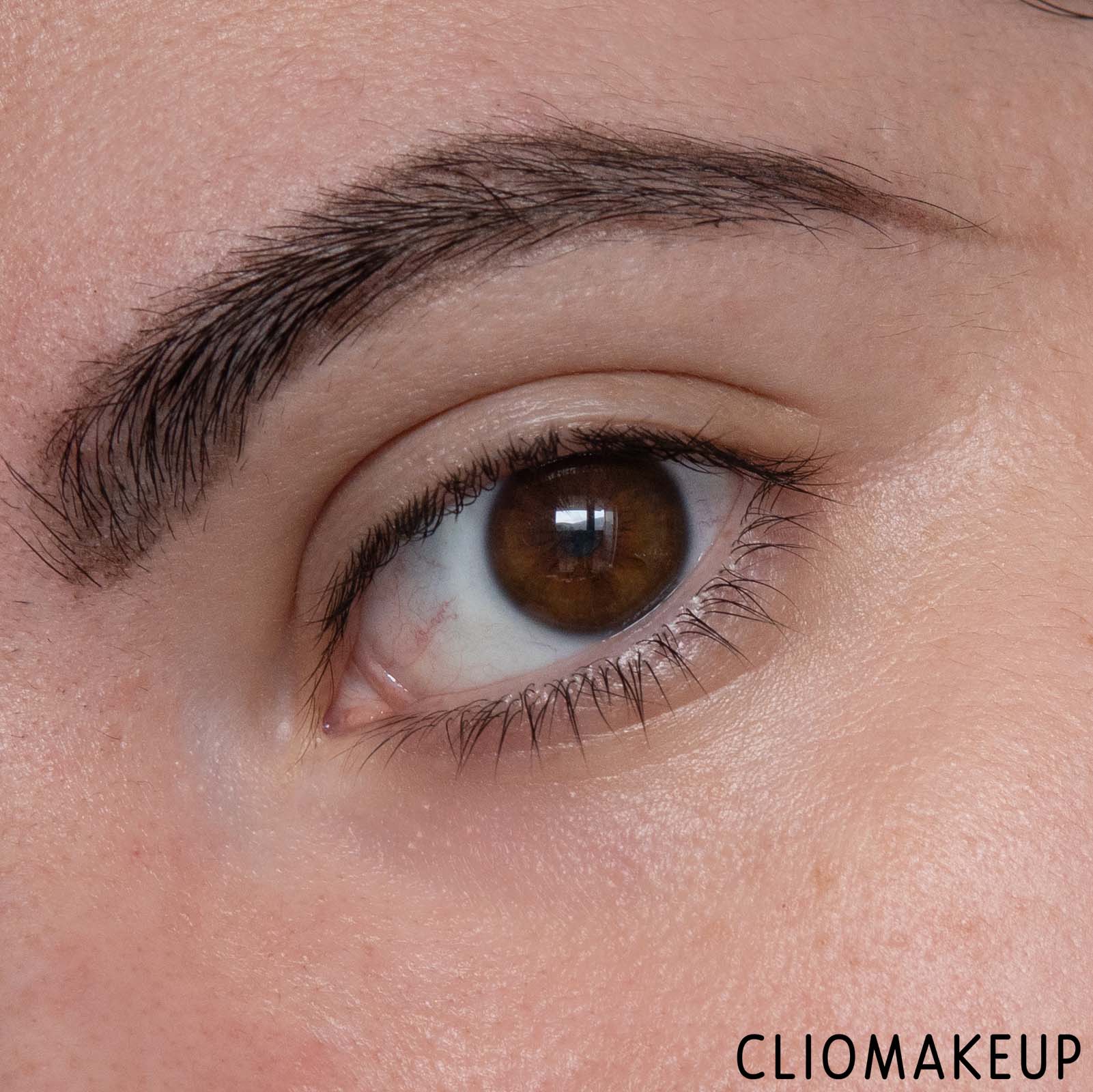 cliomakeup-recensione-matita-sopracciglia-nabla-brow-divine-ultra-slim-retractable-brow-pencil-10