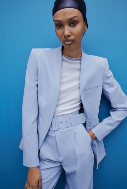 Cliomakeup-pantaloni-a-vita-alta-primavera-2021-zara-pantaloni-cintura-azzurri
