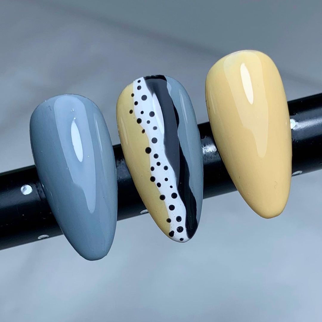 cliomakeup-nail-art-pantone-2021-2-tris