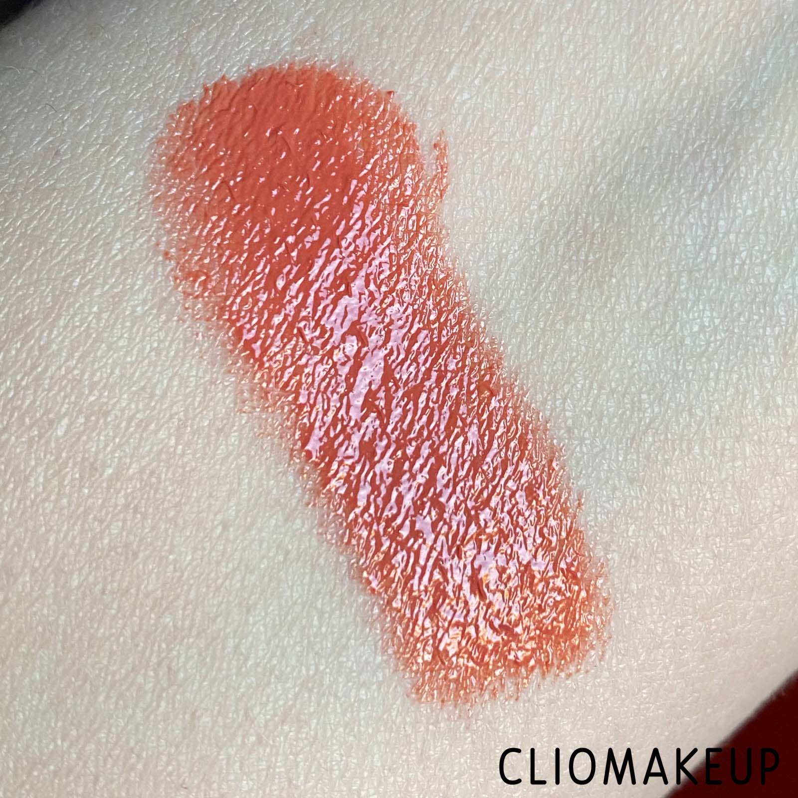 cliomakeup-Recensione-Balsamo-labbra-Recensione-Balsamo-Labbra-Charlotte-Tilbury-Hyaluronic-Happikiss-Colour-Balm-6