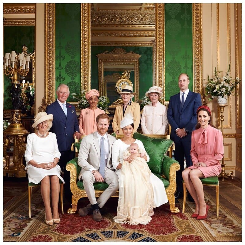 cliomakeup-intervista-harry-meghan-battesimo-archie