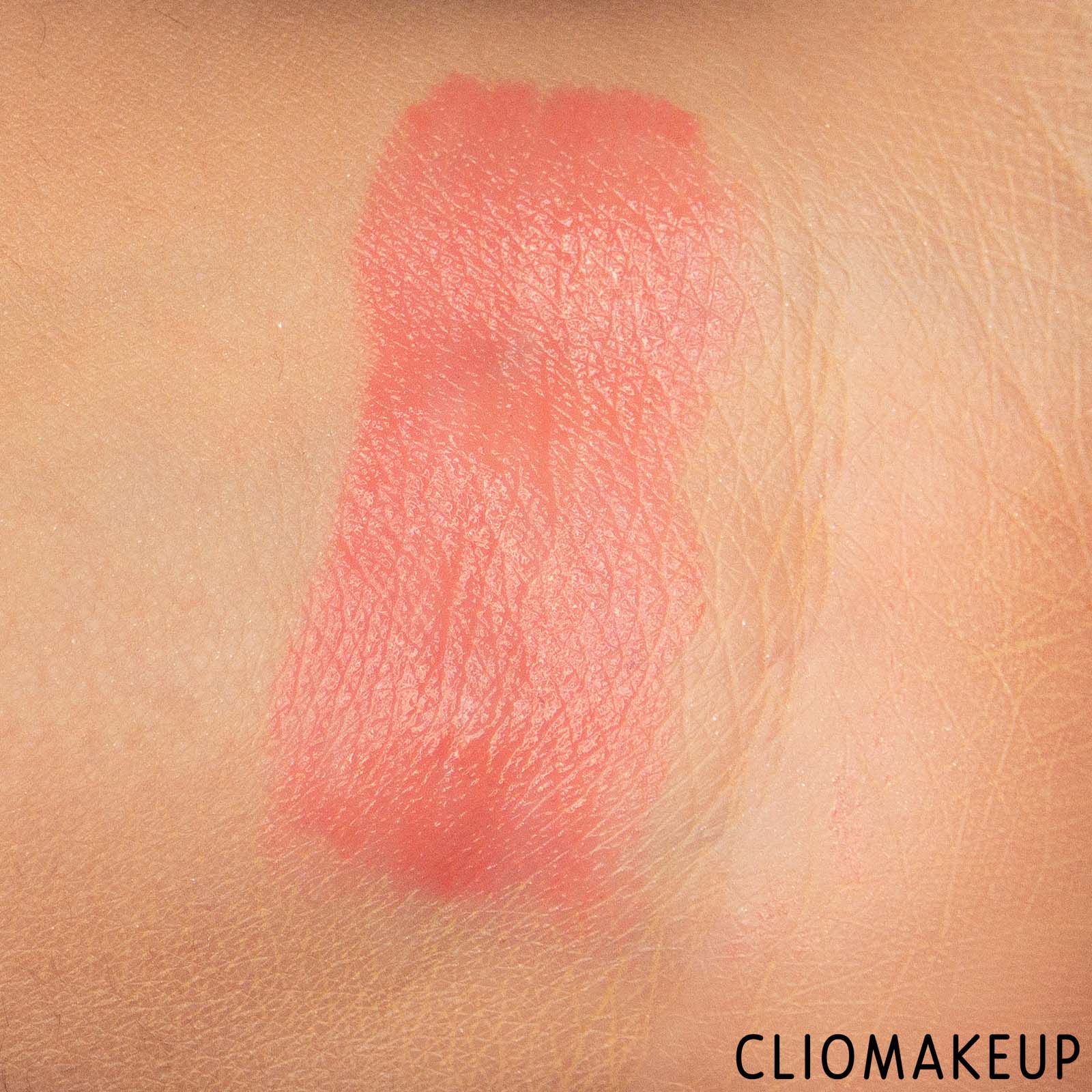 cliomakeup-recensione-balsamo-labbra-too-faced-peach-bloom-color-blossoming-lip-balm-6