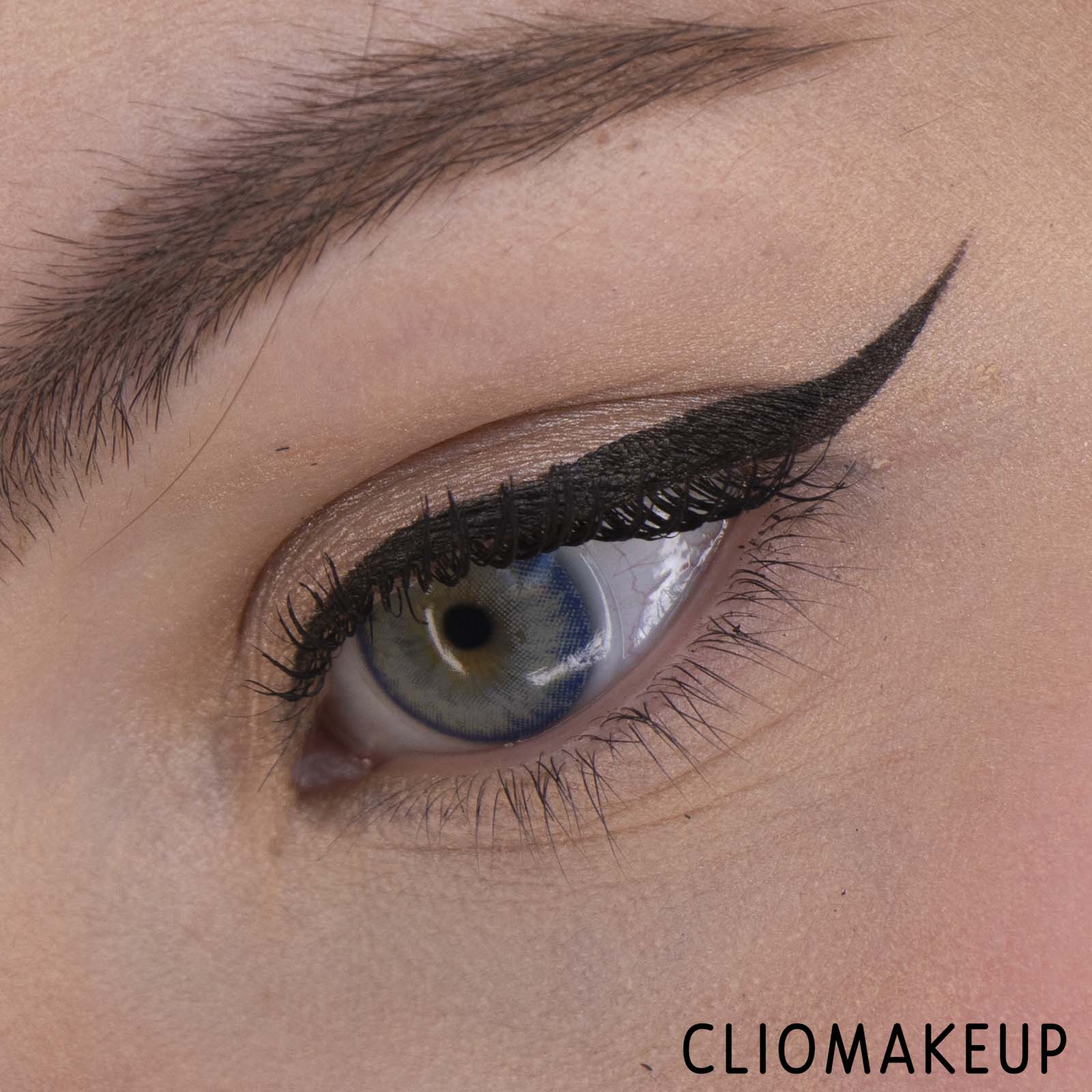 cliomakeup-recensione-eyeliner-Kiko-Ultimate-Pen-Long-Wear-Eyeliner-12
