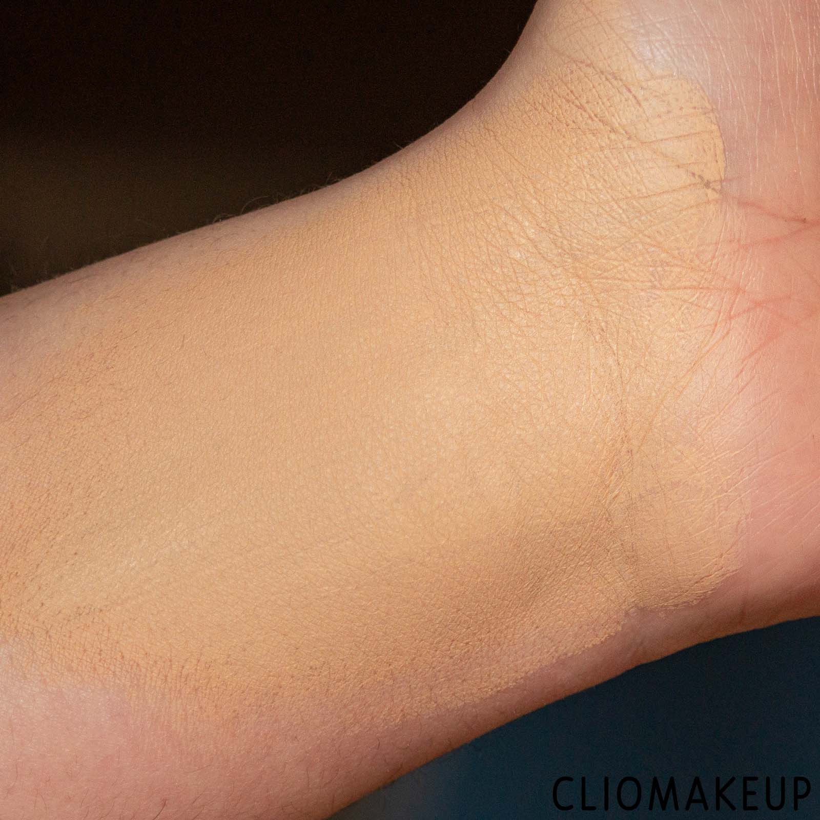 cliomakeup-recensione-fondotintal-oreal-infaillible-24h-matte-cover-8