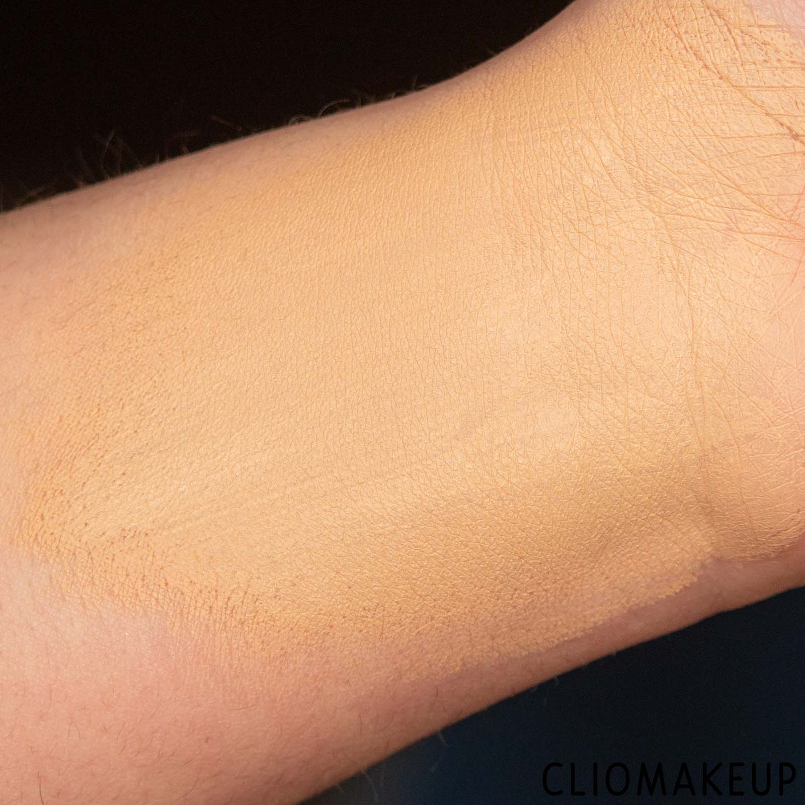 cliomakeup-recensione-fondotintal-oreal-infaillible-24h-matte-cover-9