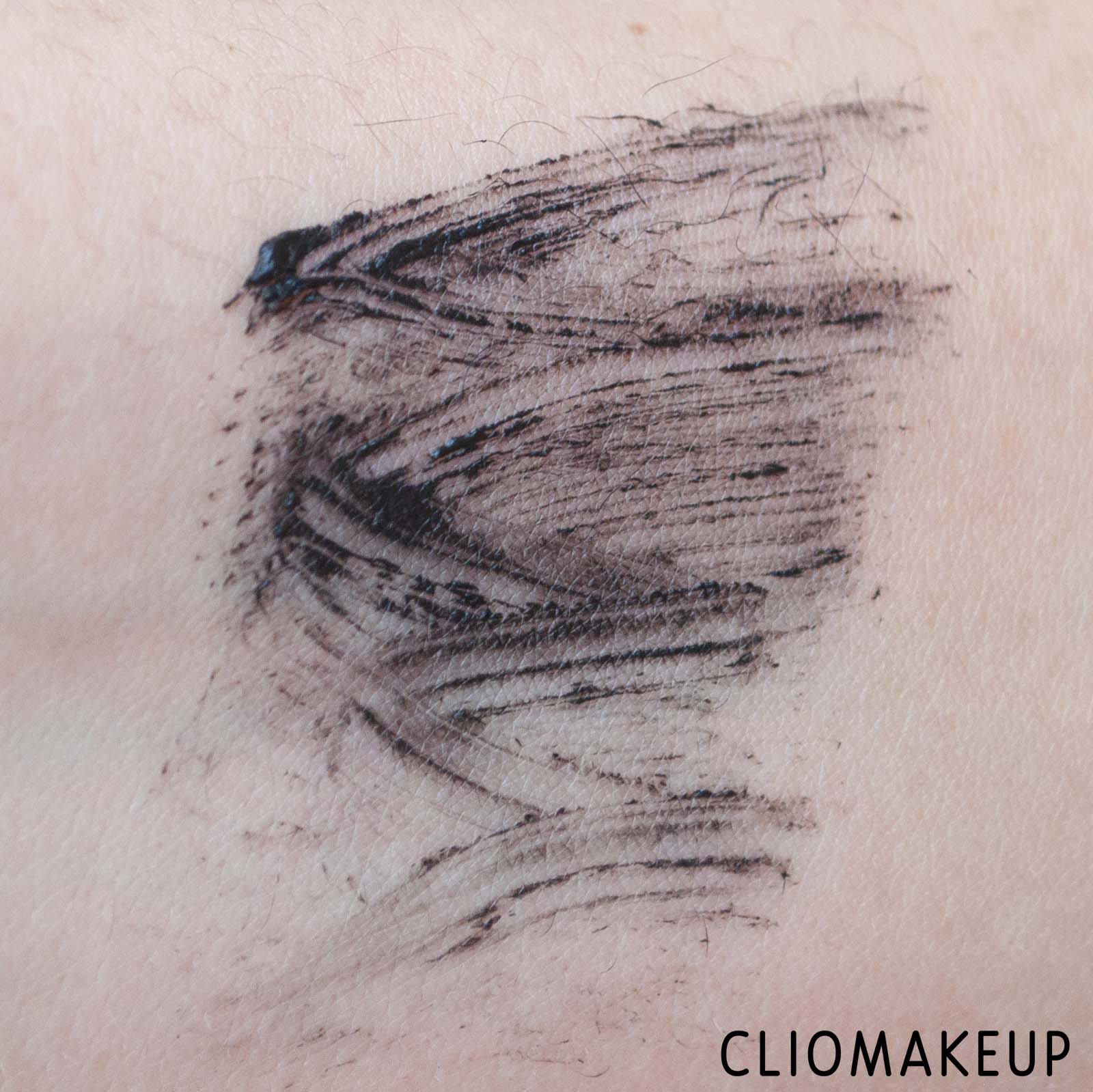 cliomakeup-recensione-mascara-benefit-theyre-real-magnet-mascara-ultra-allungante-6