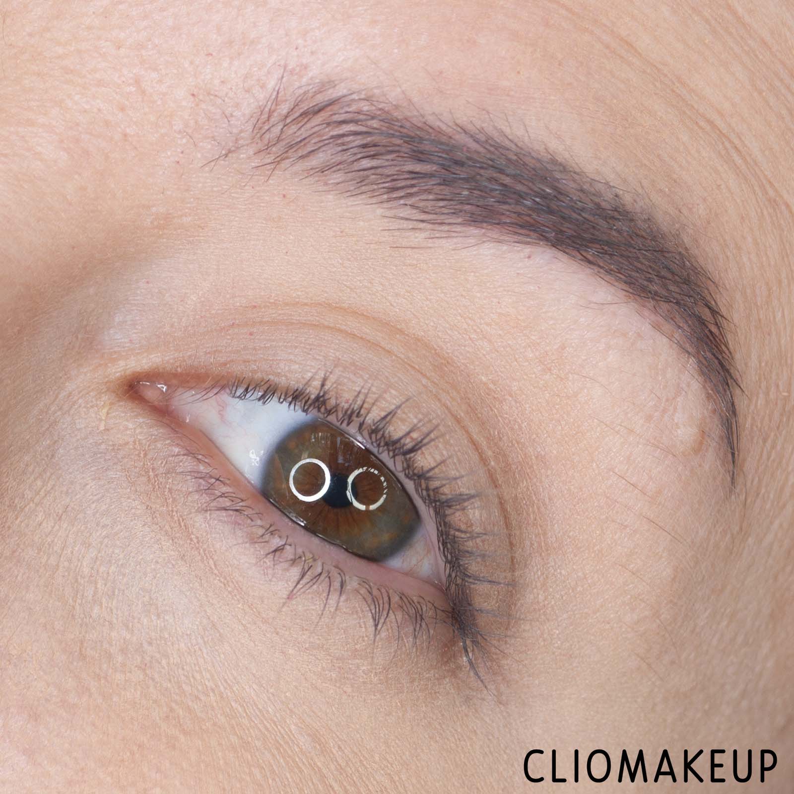 cliomakeup-recensione-mascara-benefit-theyre-real-magnet-mascara-ultra-allungante-9