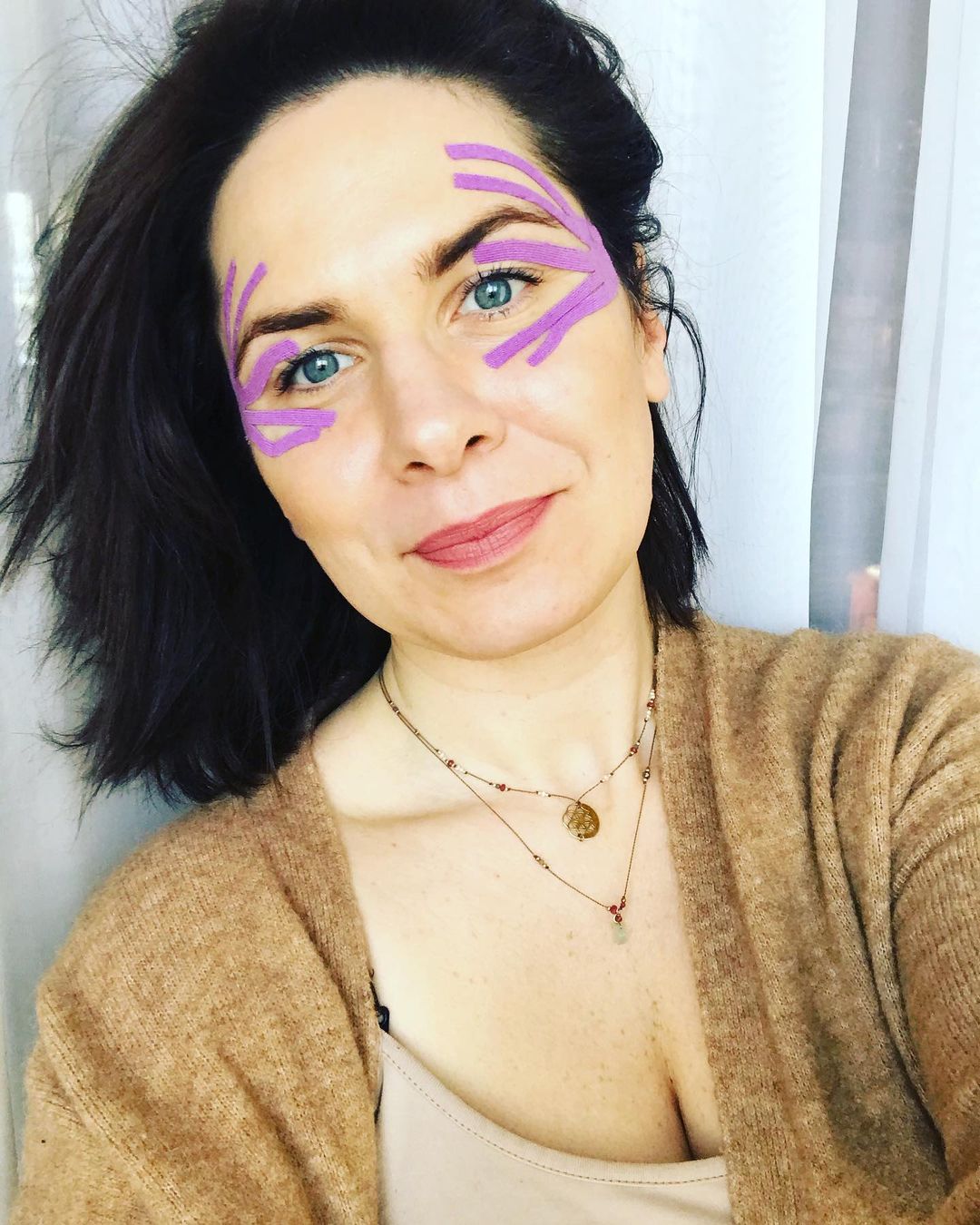 Cliomakeup-face-taping-pelle-matura