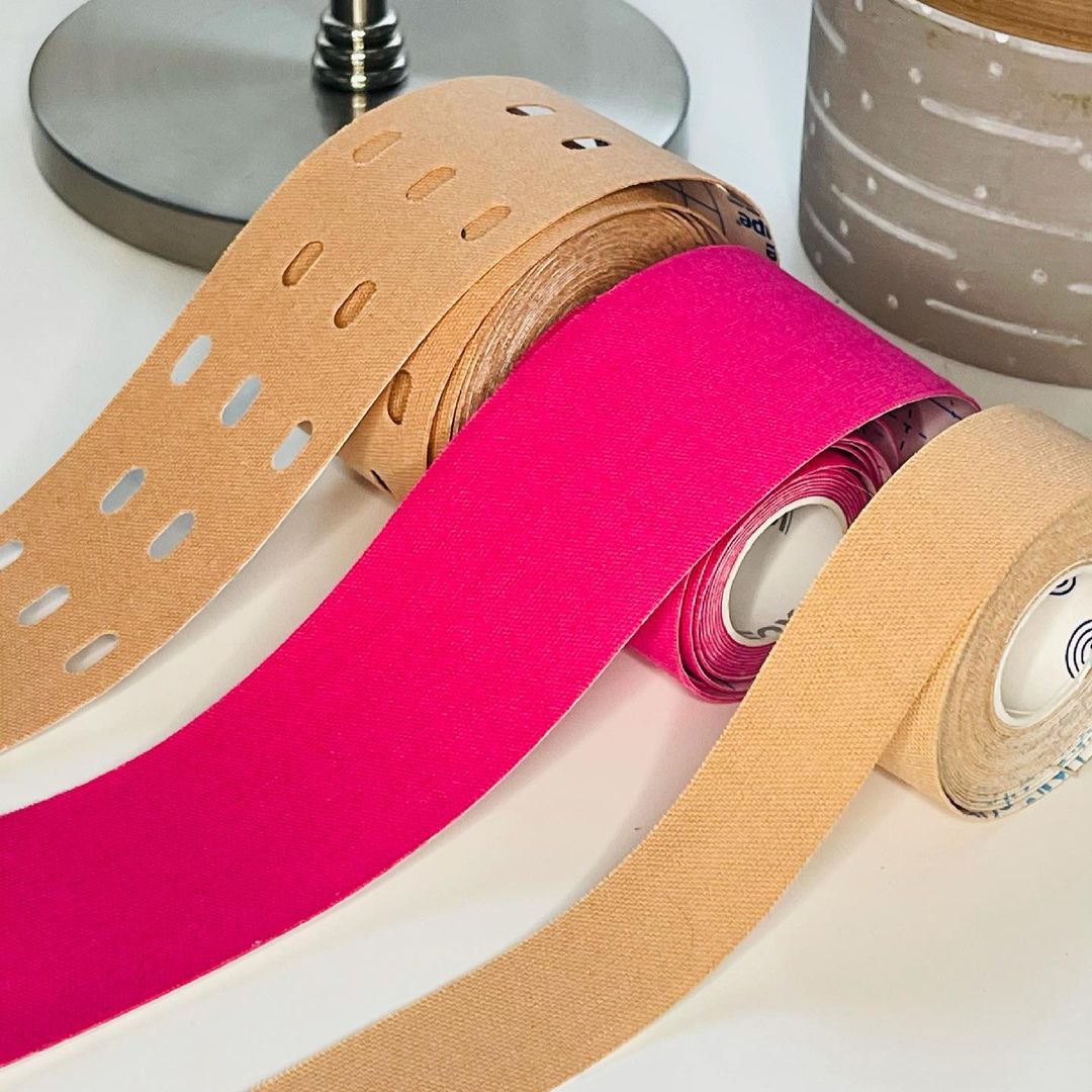 Cliomakeup-face-taping-strisce-tape
