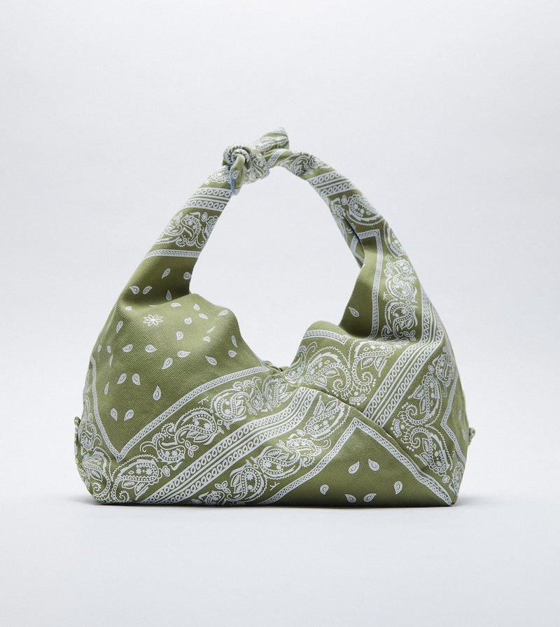 cliomakeup-borse-zara-2021-teamclio-spalla-paisley