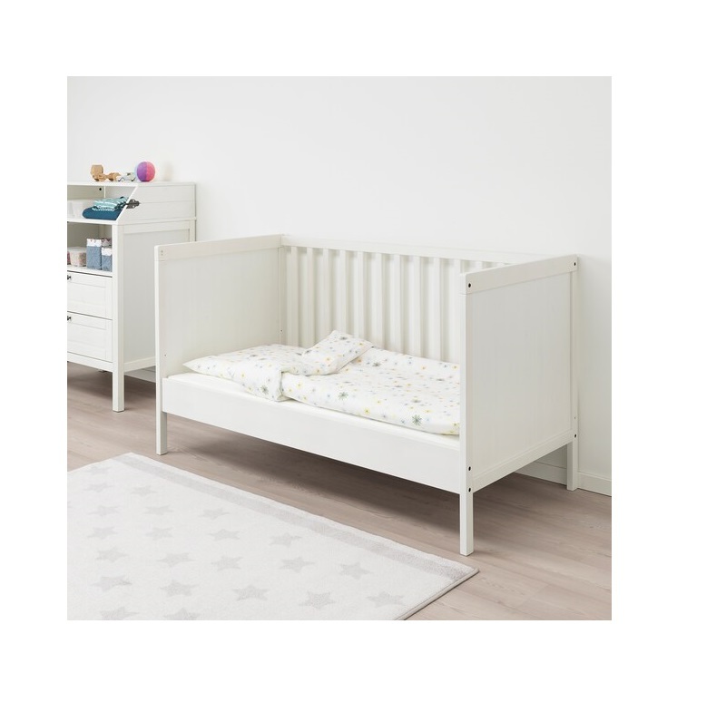 cliomakeup-cameretta-in-stile-montessori-lettino-ikea-sundvik