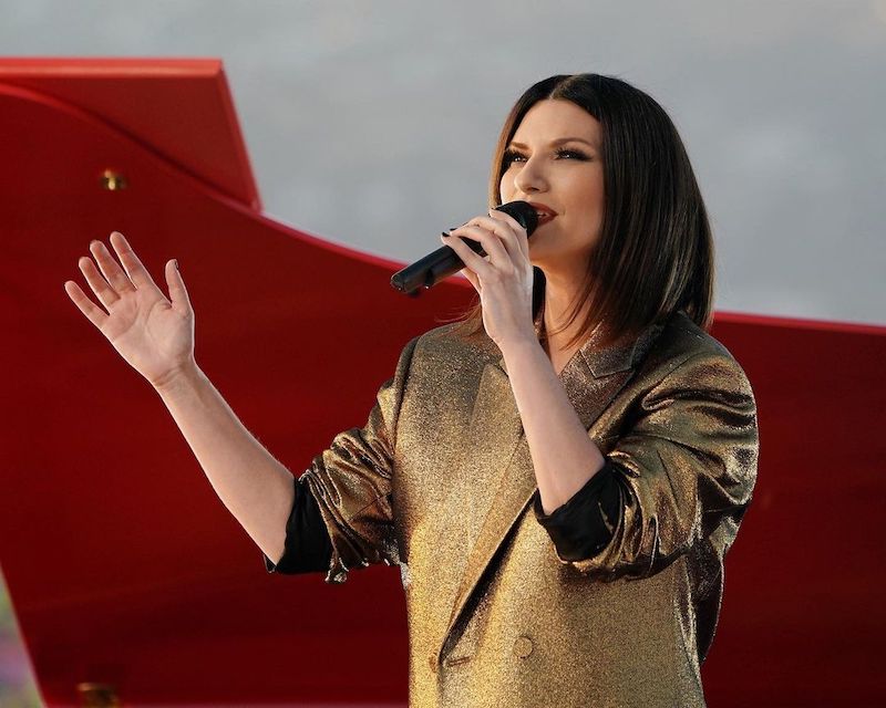 cliomakeup-copiare-look-laura-pausini-teamclio-oscar-2021-1
