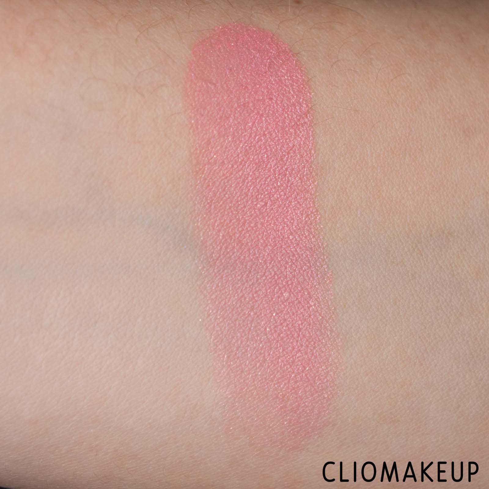 cliomakeup-recensione-blush-mac-black-cherry-extra-dimension-blush-7