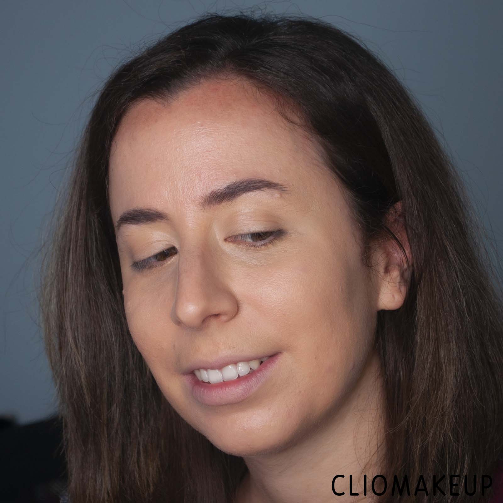 cliomakeup-recensione-fondotinta-lancome-skin-feels-good-hydrating-skin-tint-healthy-glow-spf-23-12