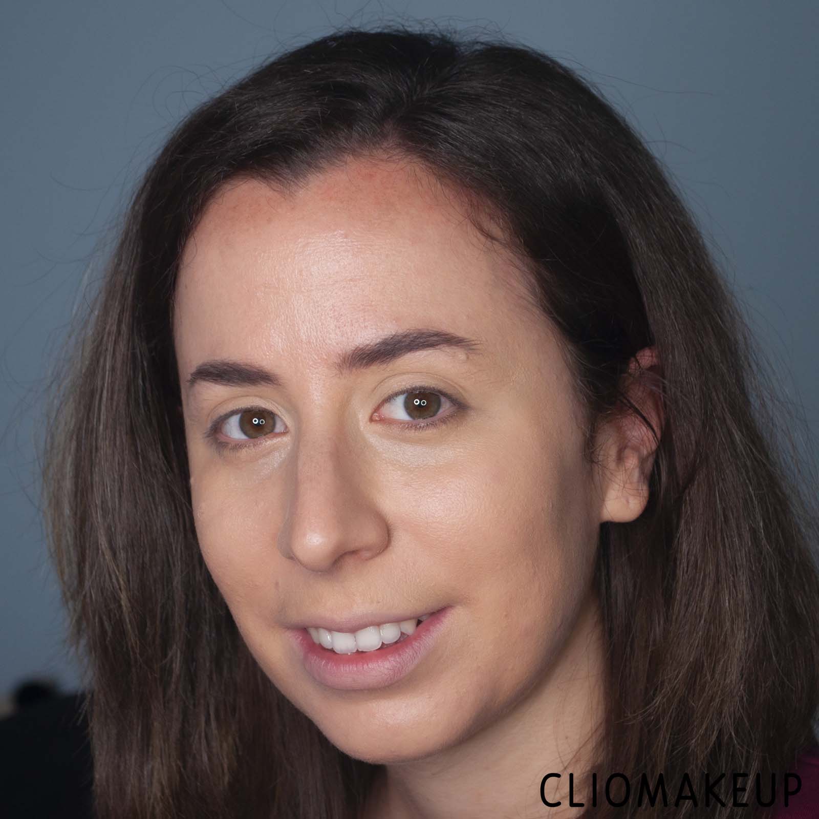 cliomakeup-recensione-fondotinta-lancome-skin-feels-good-hydrating-skin-tint-healthy-glow-spf-23-13