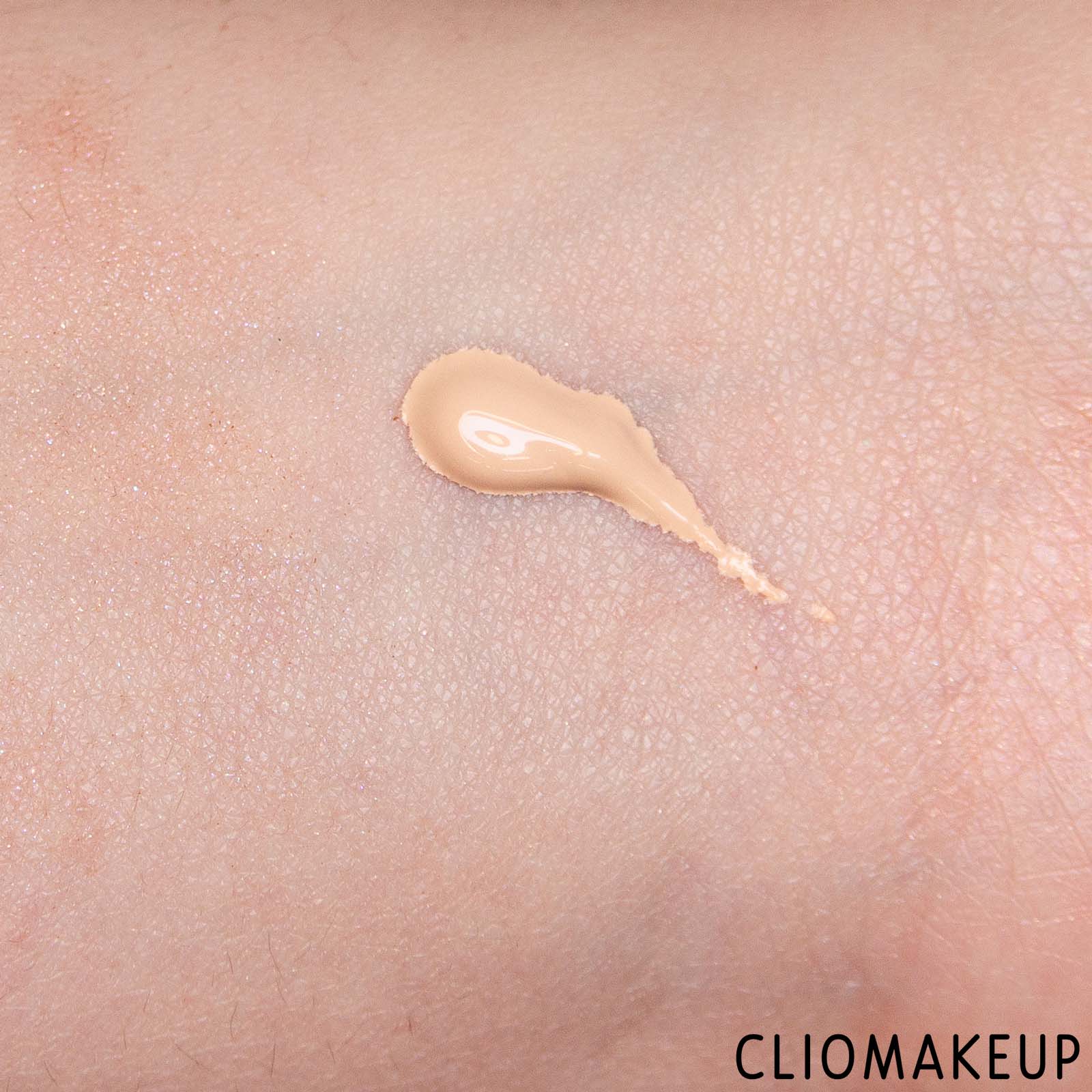 cliomakeup-recensione-fondotinta-revlon-photoready-candid-natural-finish-anti-pollution-foundation-nuova-formula-7