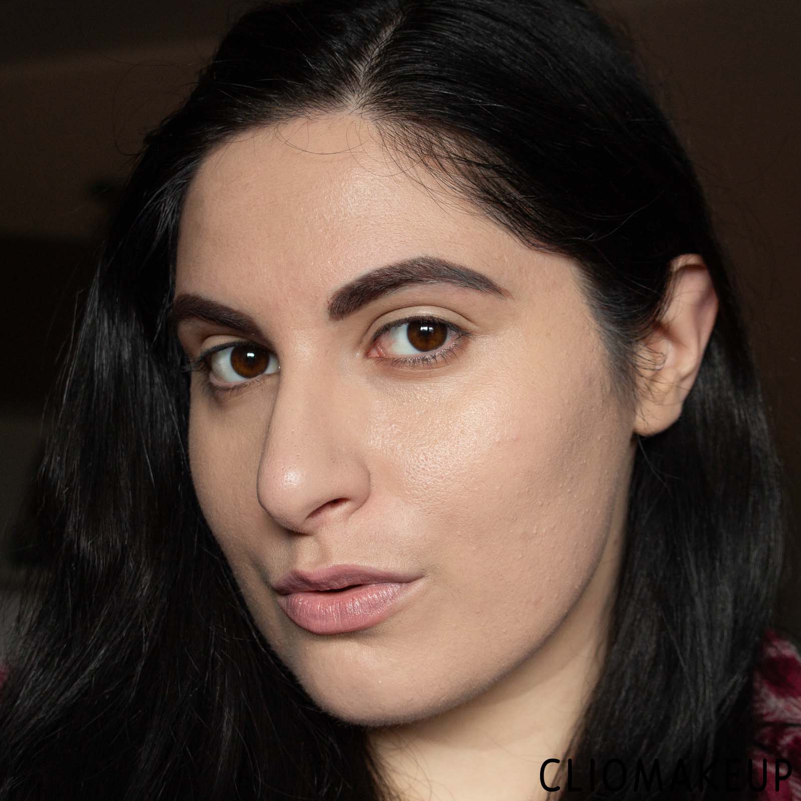 cliomakeup-recensione-fondotinta-revolution-pro-foundation-drops -12
