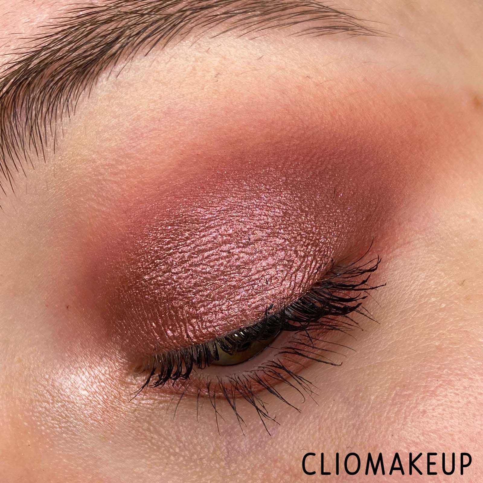 Cliomakeup-Recensione-Palette-Makeup-Revolution-Ultimate-Nudes-Dark-Shadow-Palette-15