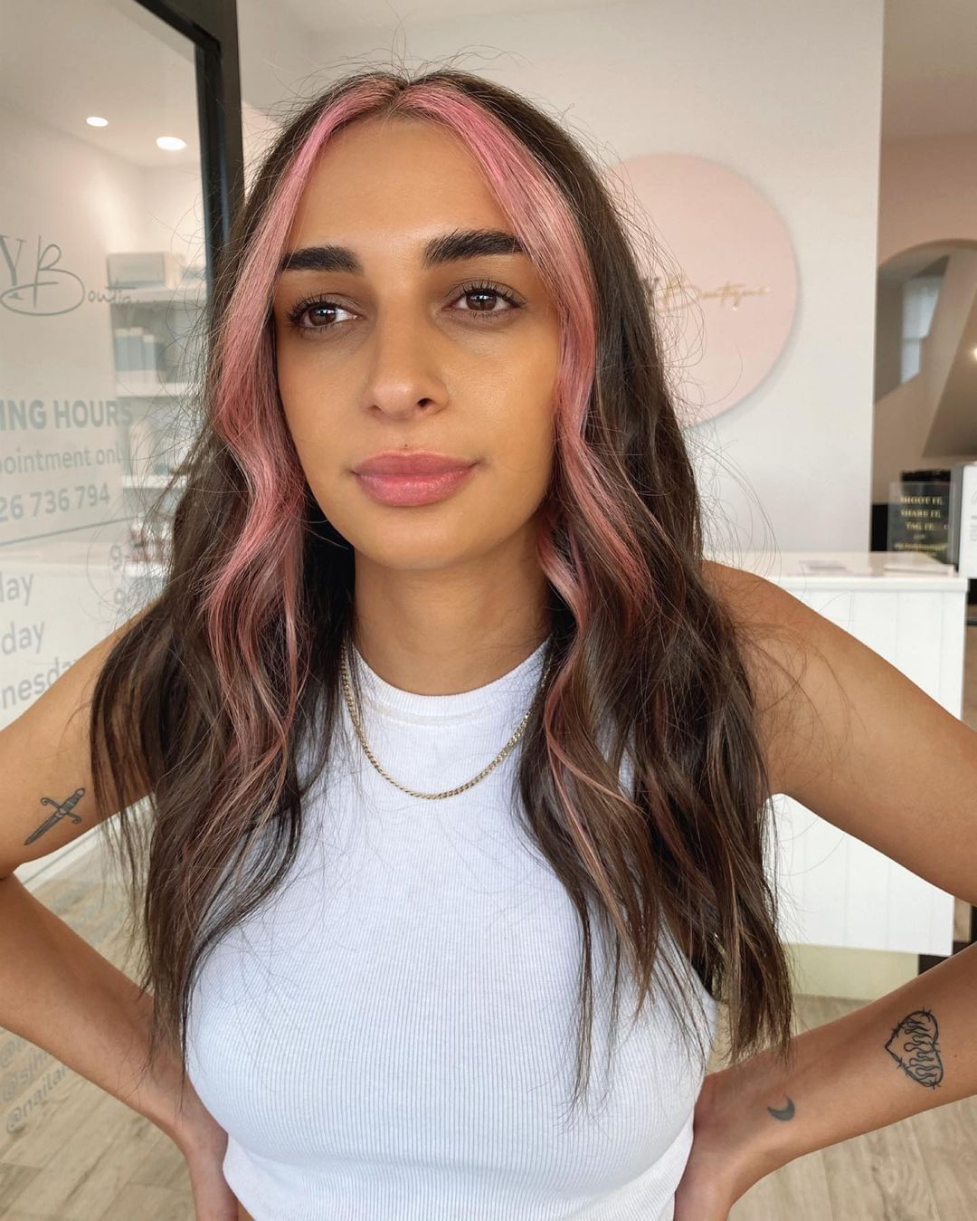 Cliomakeup-shampoo-capelli-colorati-meches-rosa
