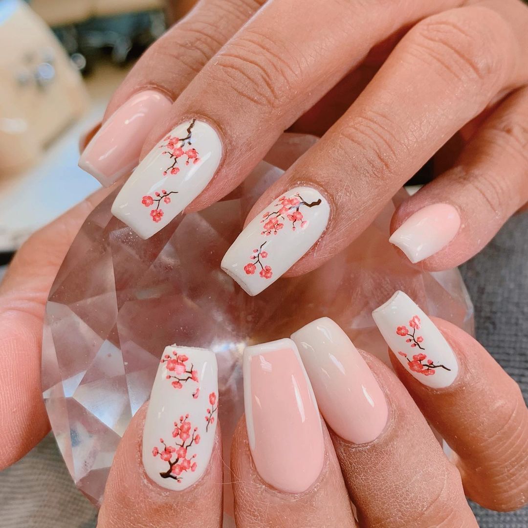 Cliomakeup-unghie-pink-sakura-color-pesca