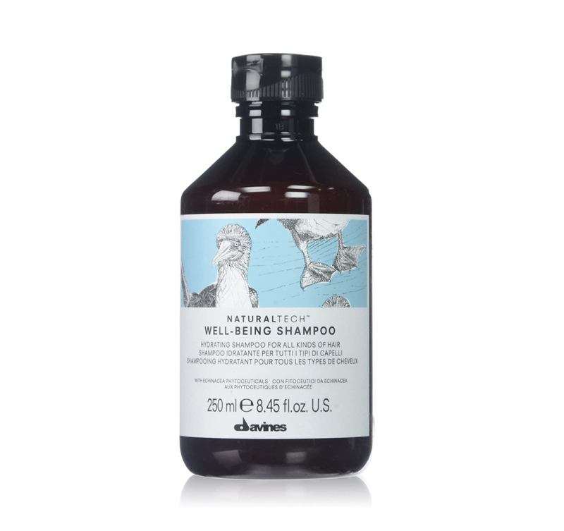 cliomakeup-capelli-lucenti-brillanti-davines-shampoo