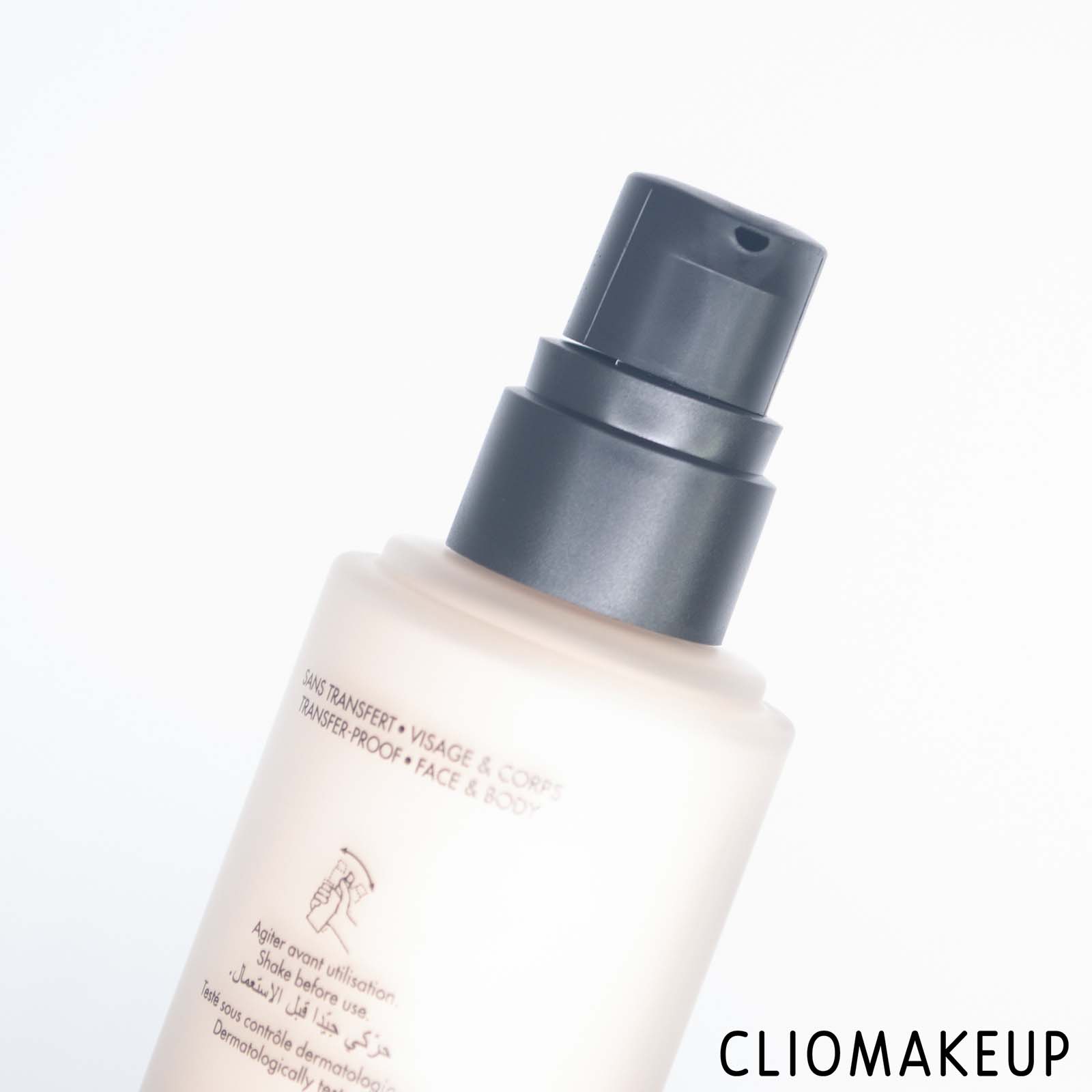 cliomakeup-recensione-fondotinta-make-up-for-ever-watertone-skin-perfecting-fresh-foundation-5