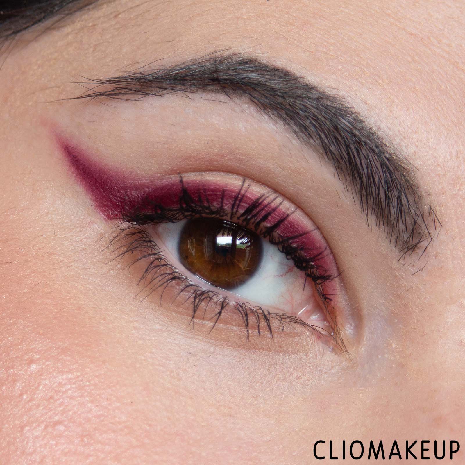 cliomakeup-recensione-ombretto-maybelline-color-strike-cream-to-powder-eyeshadow-pen-10
