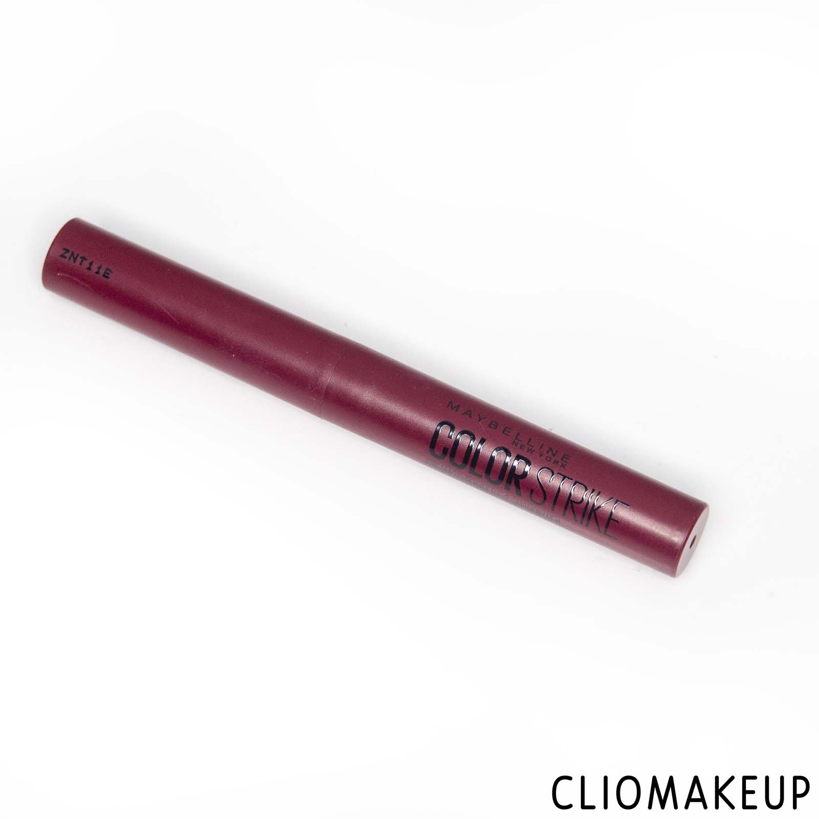 cliomakeup-recensione-ombretto-maybelline-color-strike-cream-to-powder-eyeshadow-pen-2