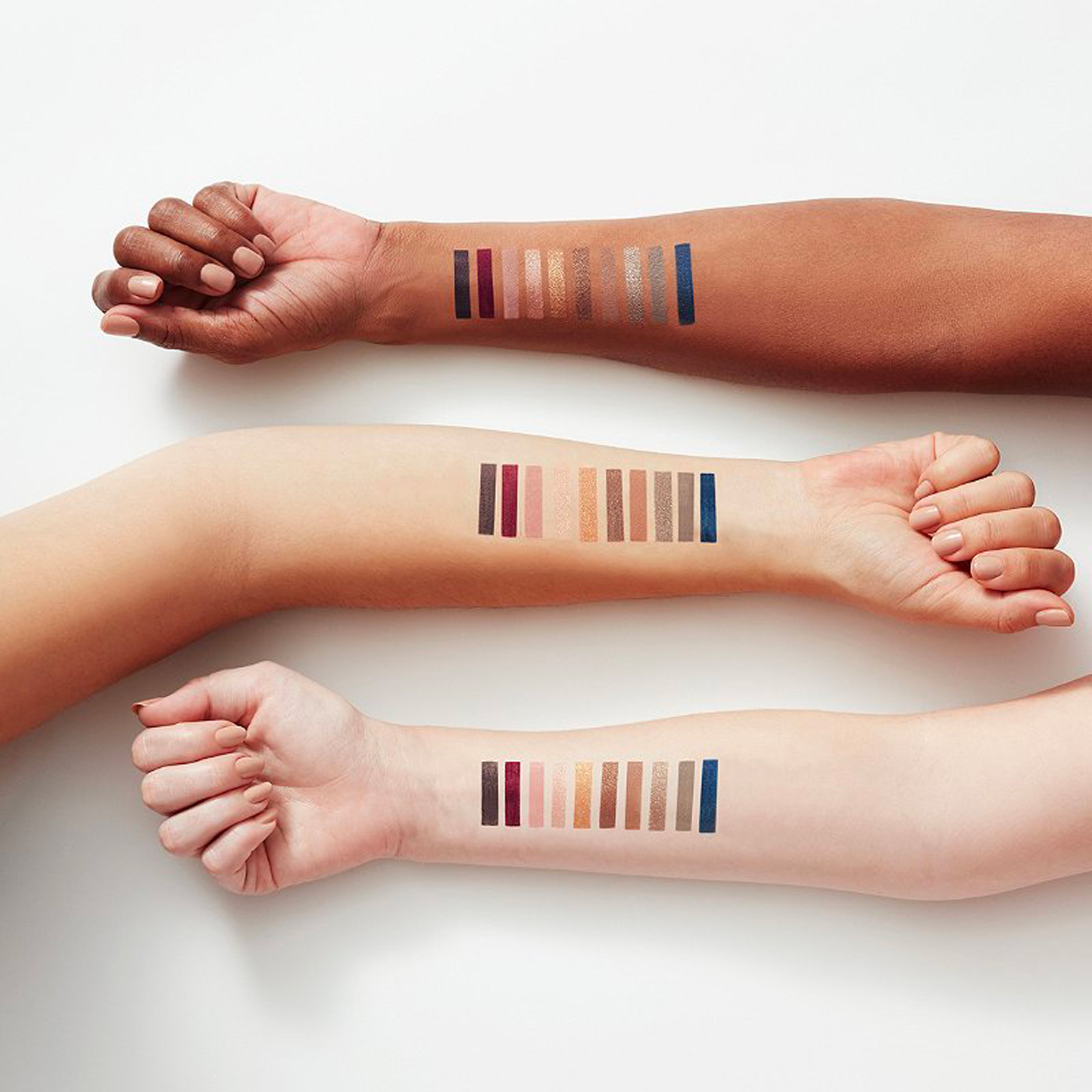 cliomakeup-recensione-ombretto-maybelline-color-strike-cream-to-powder-eyeshadow-pen-3