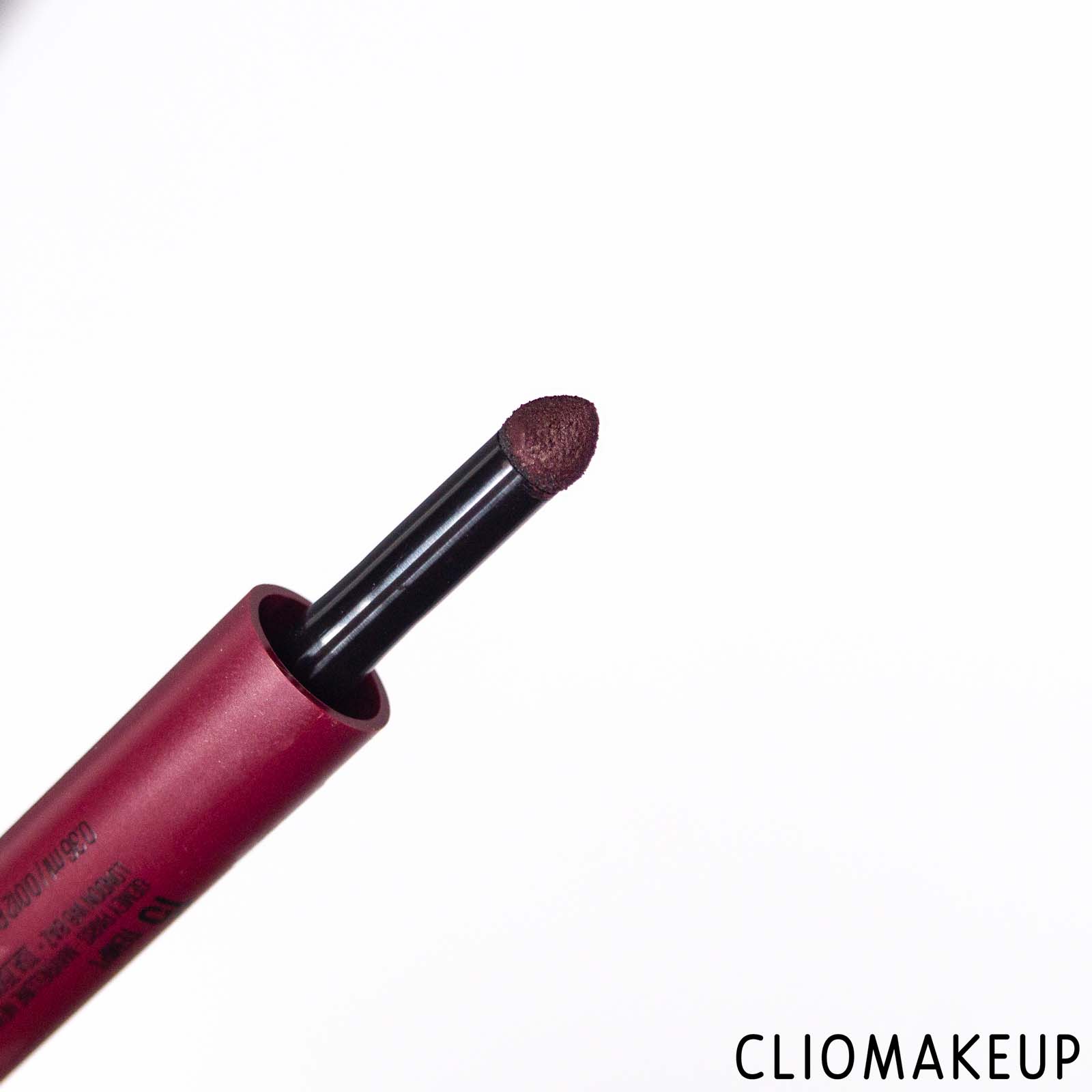 cliomakeup-recensione-ombretto-maybelline-color-strike-cream-to-powder-eyeshadow-pen-5