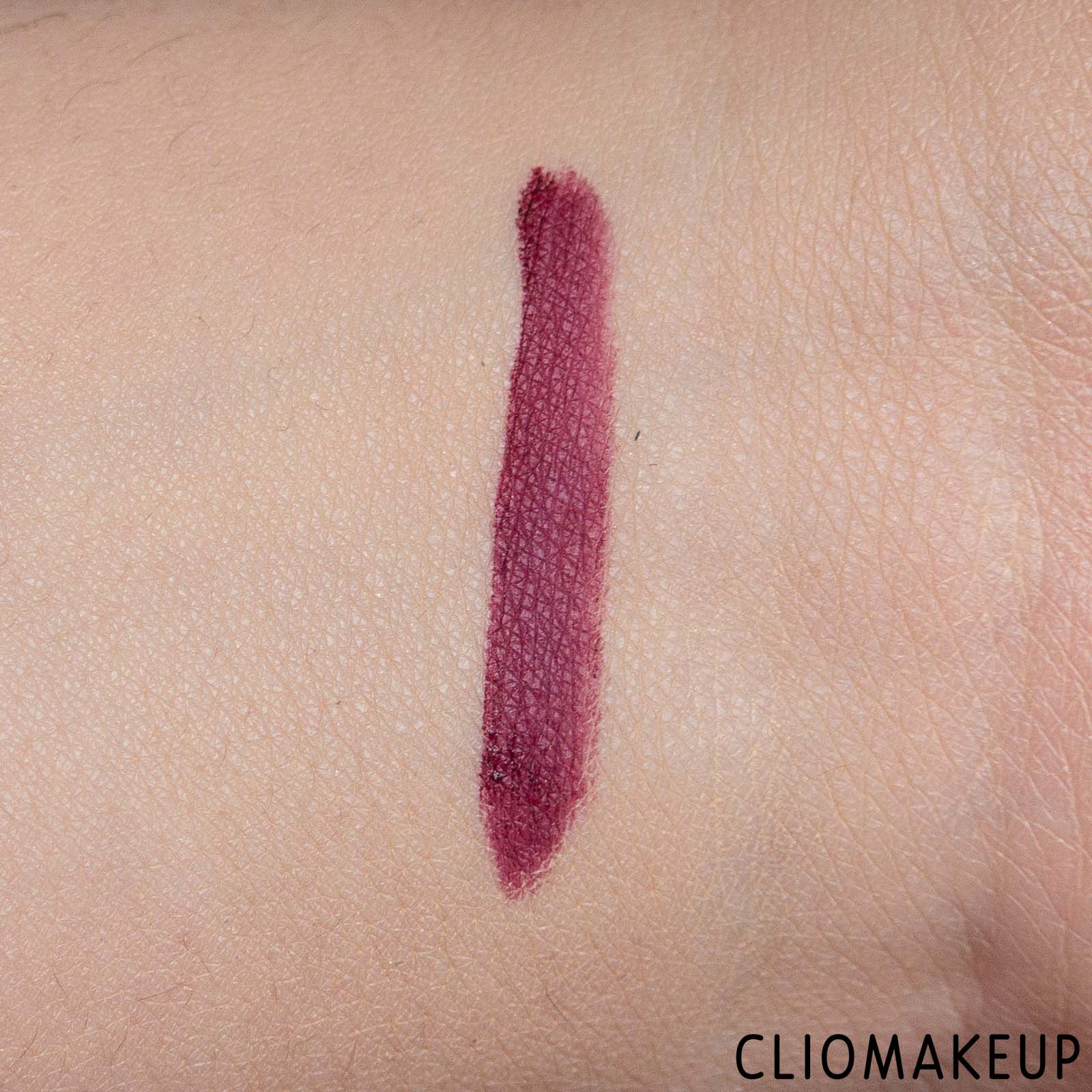 cliomakeup-recensione-ombretto-maybelline-color-strike-cream-to-powder-eyeshadow-pen-6