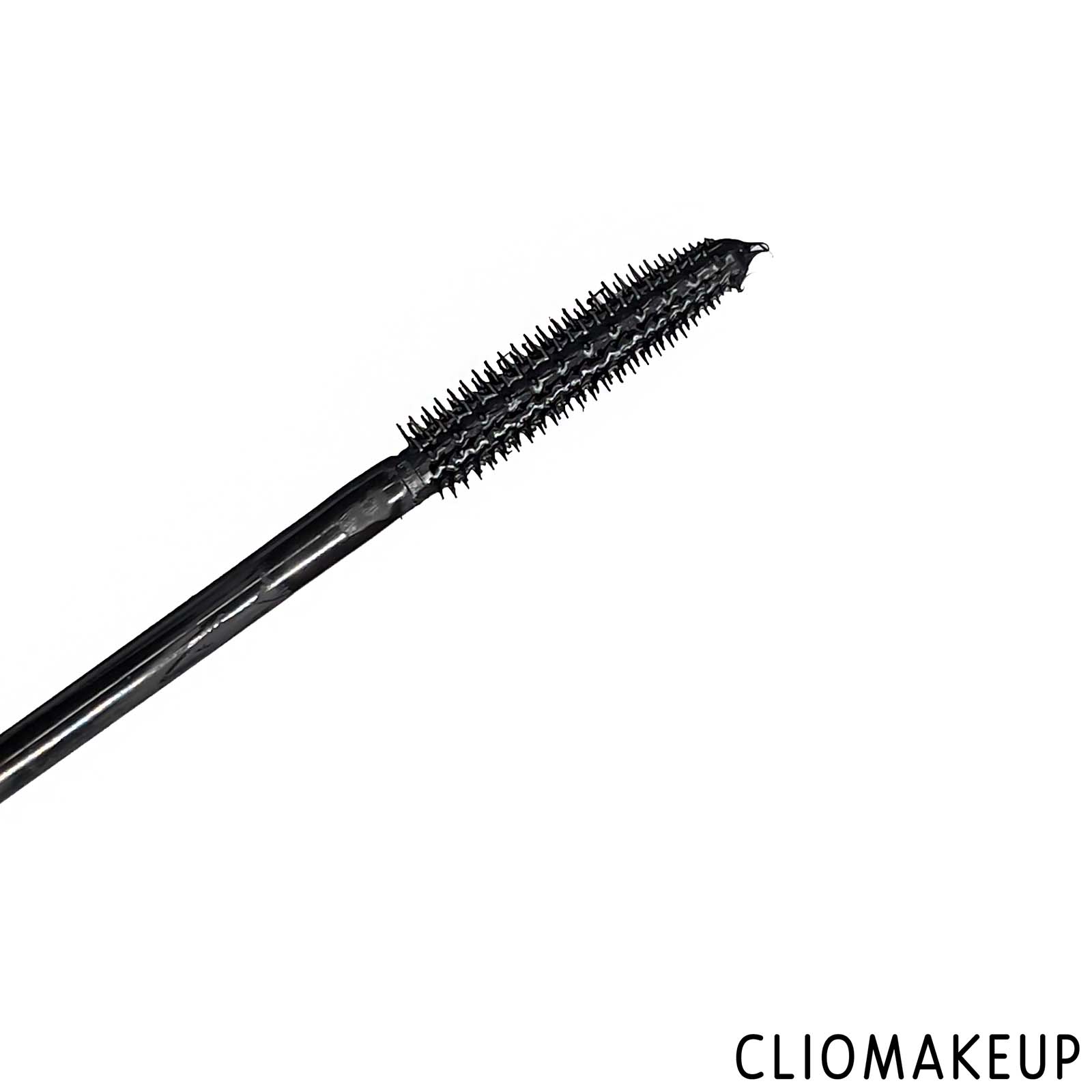 cliomakeup-recensione-mascara-astra-luxurious-length-hi-tech-extension-mascara-5