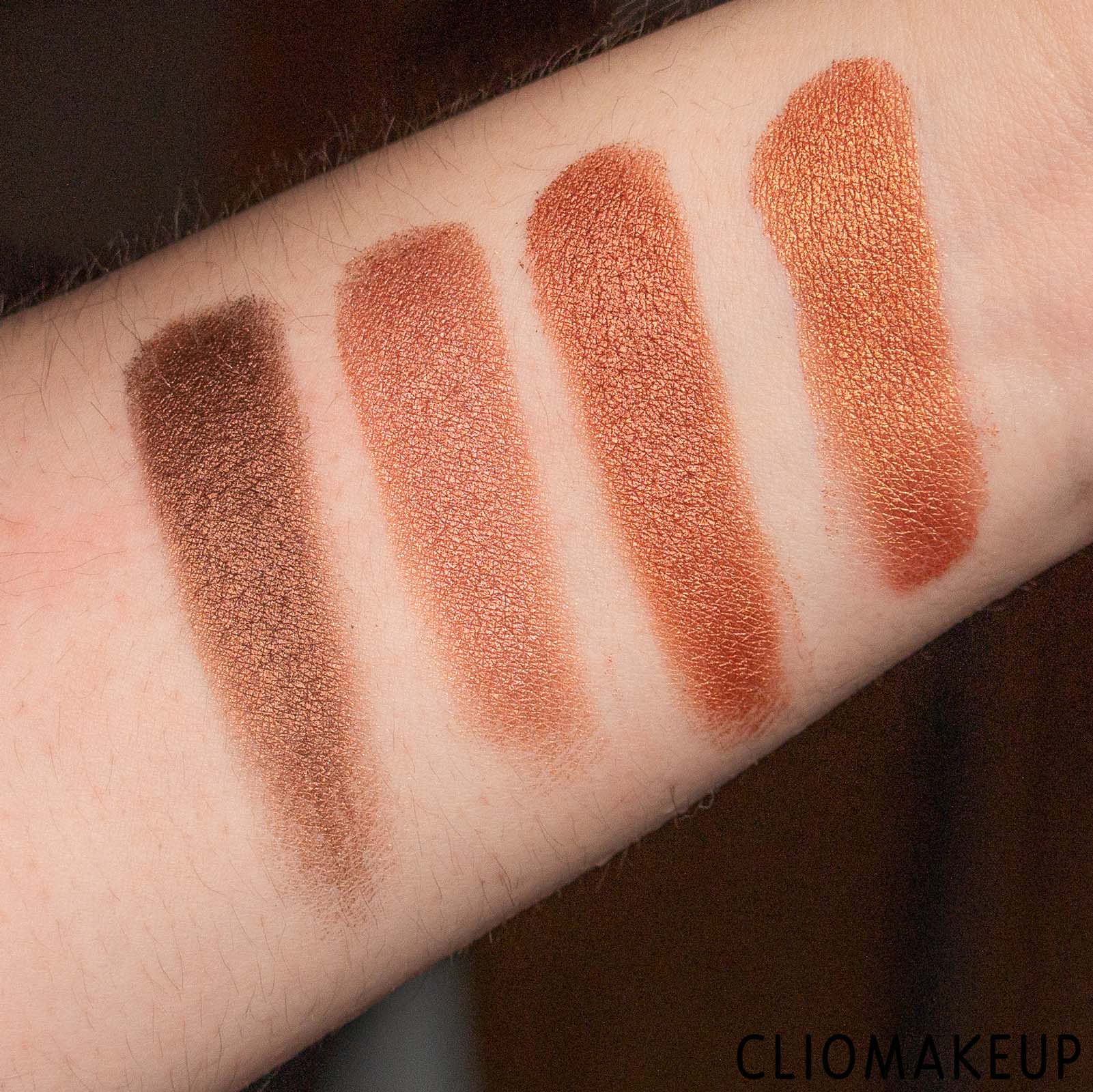 cliomakeup-recensione-palette-astra-warm-temptation-eyes-palette-8