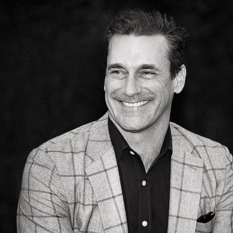 cliomakeup-star-con-vitiligine-jon-hamm