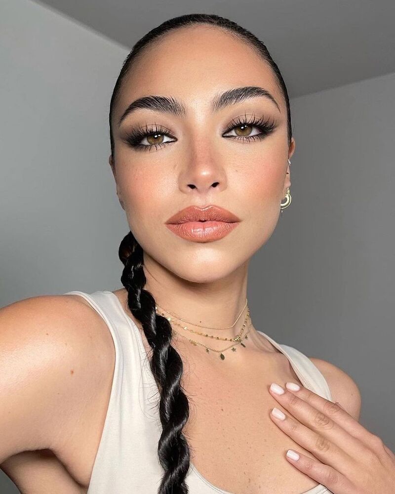 cliomakeup-tendenze-beauty-estate-2021-cat-eye