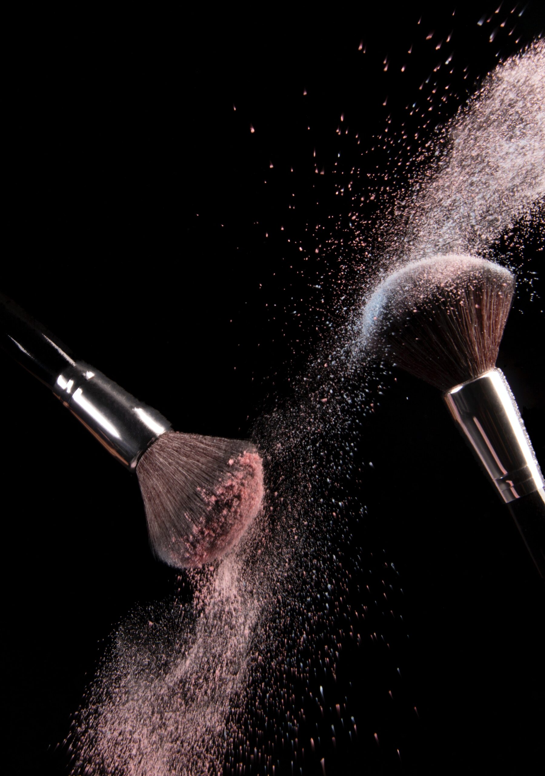 Cliomakeup-quanto-sono-sporchi-i-pennelli-polvere-pennelli
