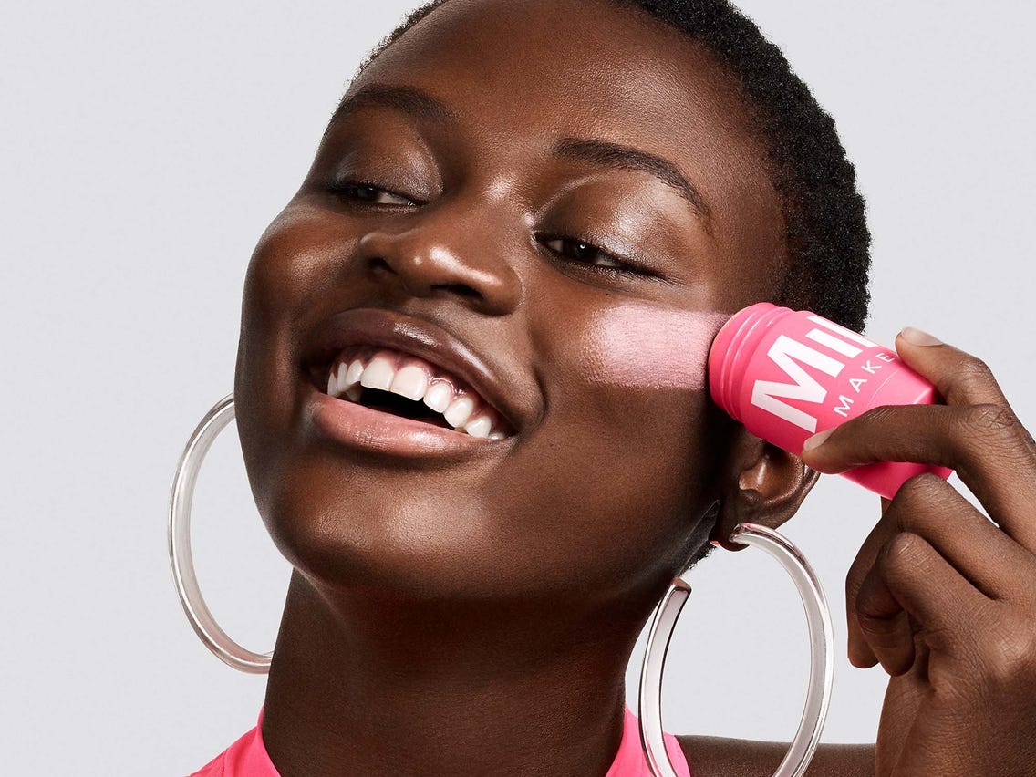 Cliomakeup-skincare-post-spiaggia-MILK-MAKEUP-WATERMELON-BRIGHTENING-FACE-MASK