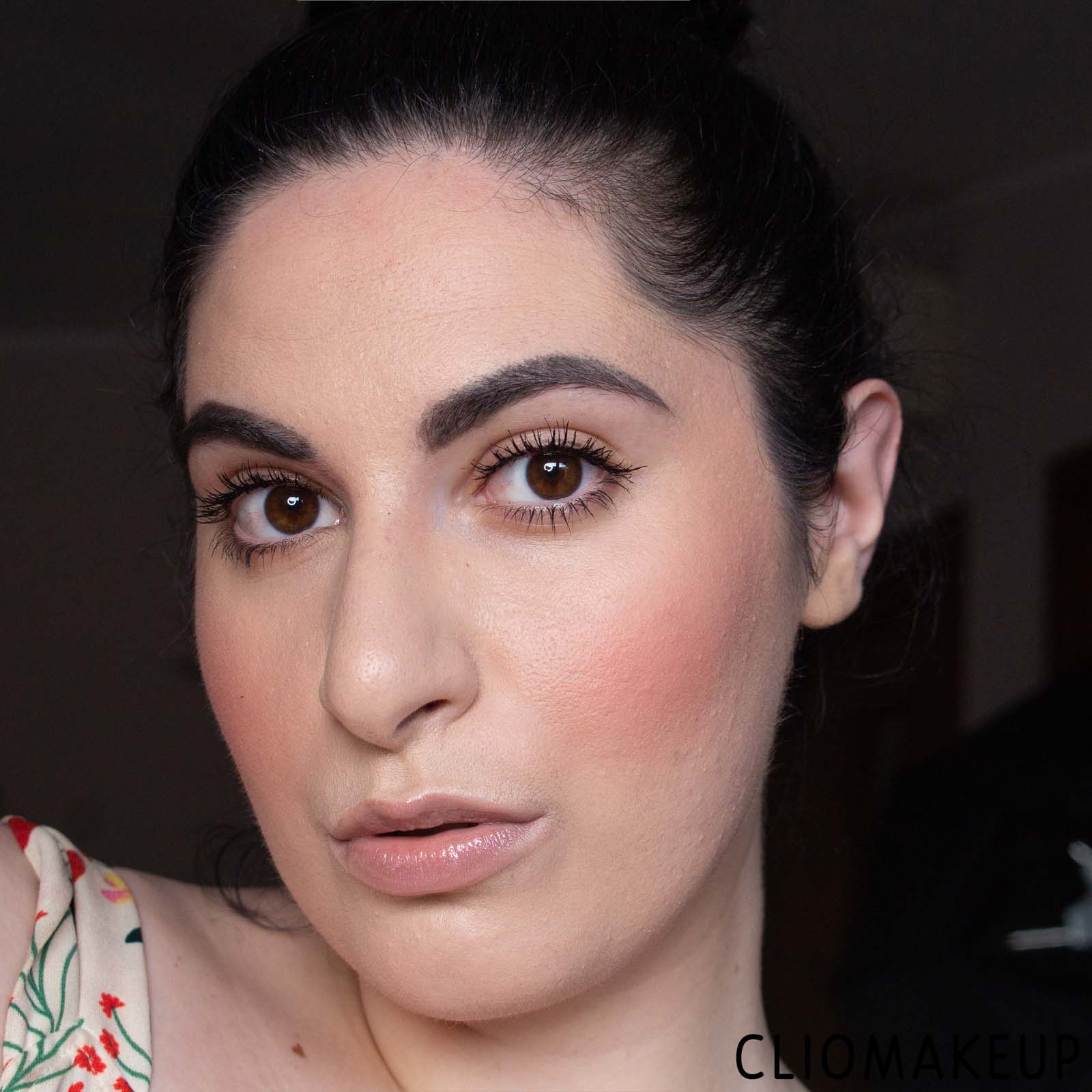 cliomakeup-recensione-fondotinta-astra-soft-mat-foundation-fondotinta-effetto-opaco-naturale-15