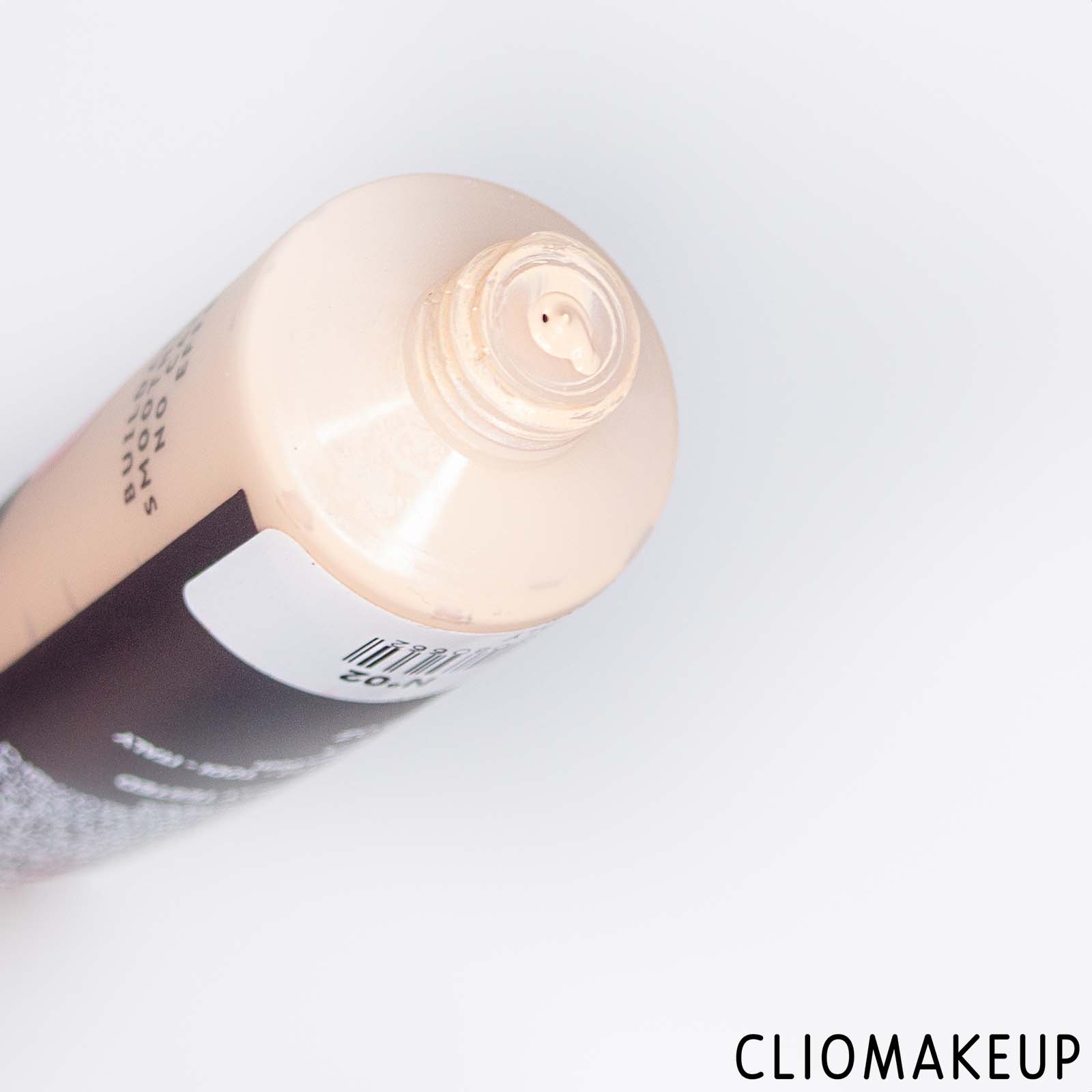 cliomakeup-recensione-fondotinta-astra-soft-mat-foundation-fondotinta-effetto-opaco-naturale-5