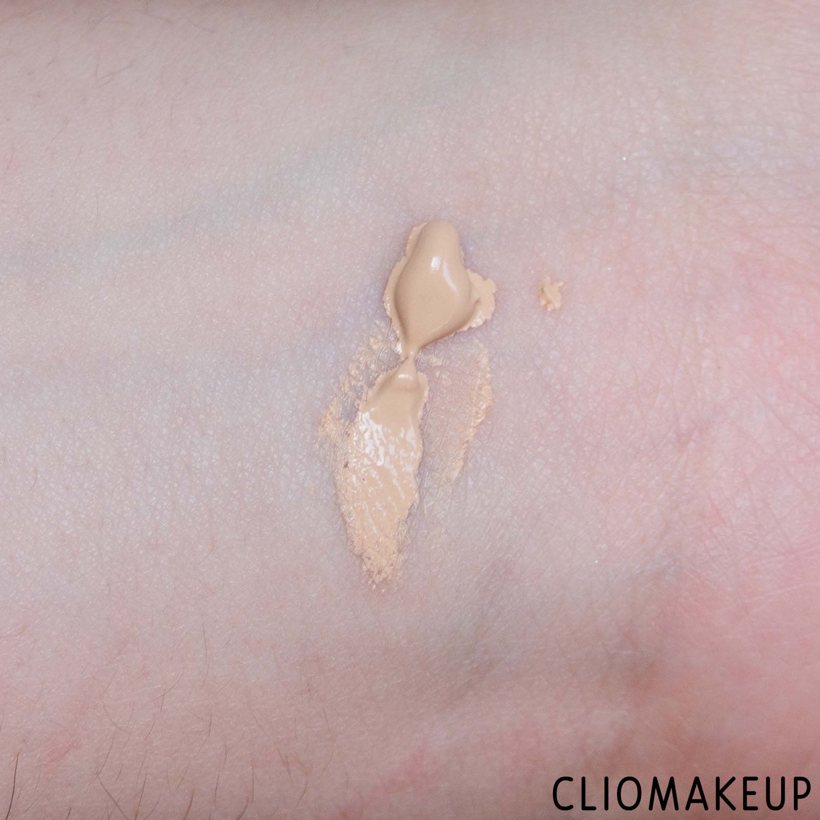 cliomakeup-recensione-fondotinta-astra-soft-mat-foundation-fondotinta-effetto-opaco-naturale-6
