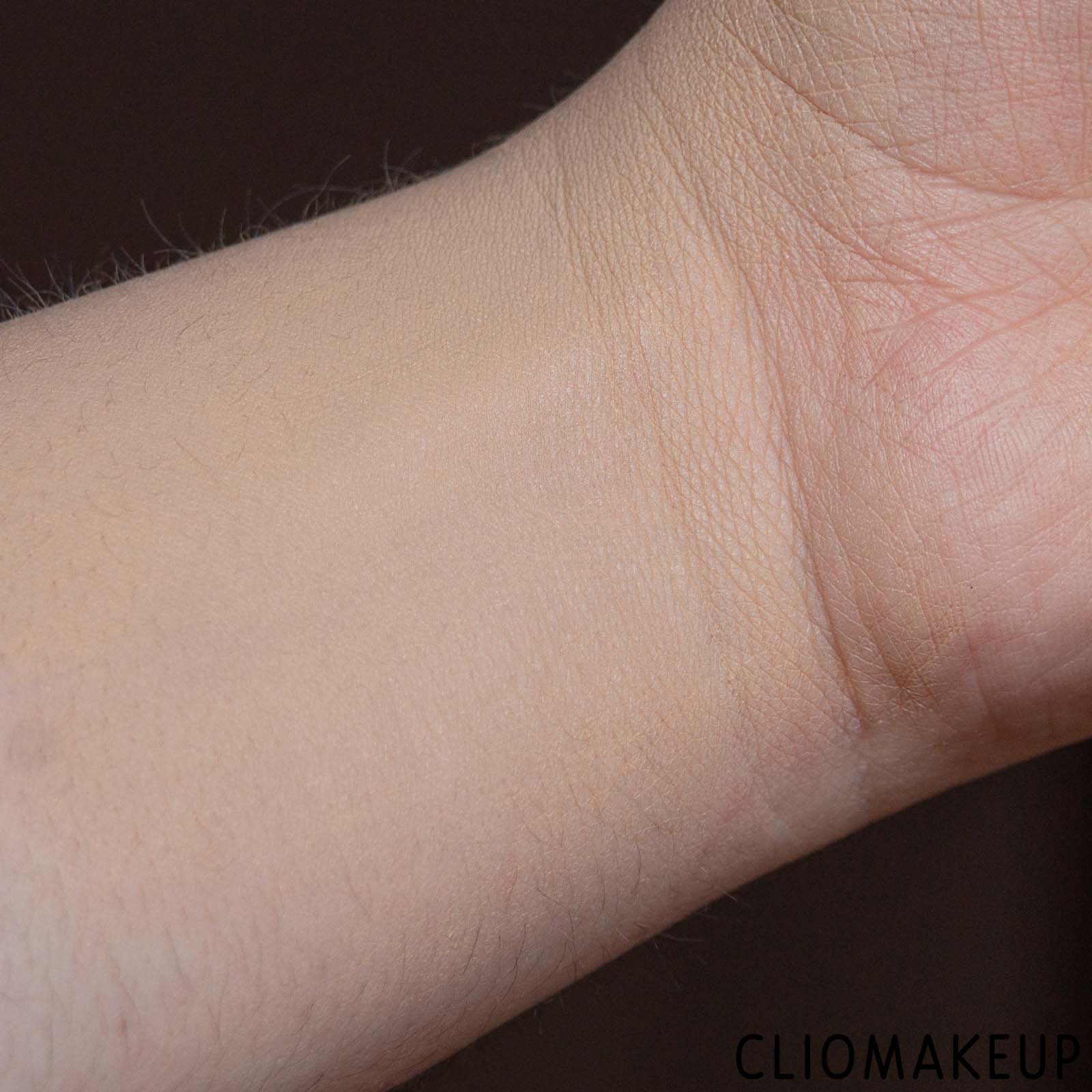 cliomakeup-recensione-fondotinta-astra-soft-mat-foundation-fondotinta-effetto-opaco-naturale-8