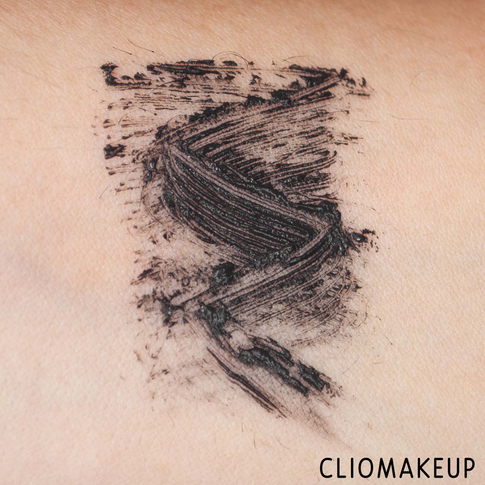 cliomakeup-recensione-mascara-pupa-baby-k-non-mi-basta-più-vamp!-sexy-lashes-7