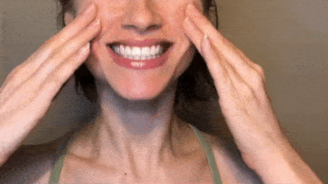 cliomakeup-yoga-per-il-viso-mento