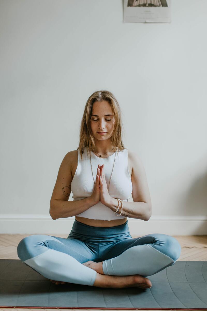 cliomakeup-yoga-per-il-viso-respiro