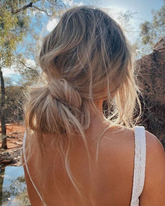 Climakeup-cord-knot-bun-capelli-messy
