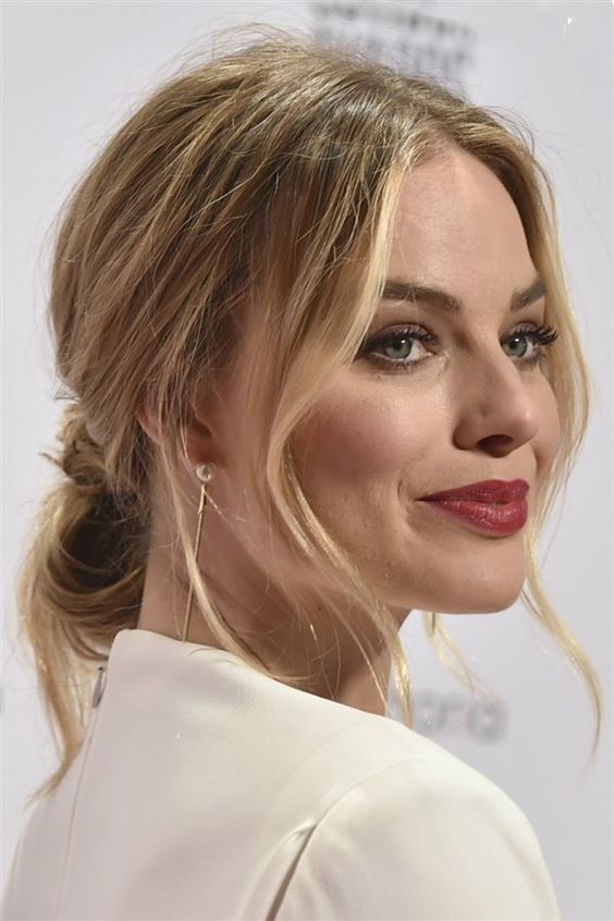 Climakeup-cord-knot-bun-margot-robbie