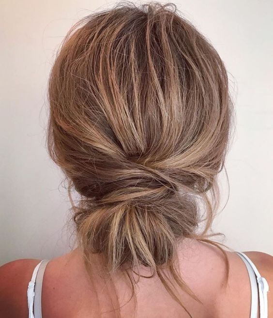 Climakeup-cord-knot-bun-volume-capelli
